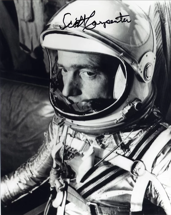 Scott Carpenter autograph