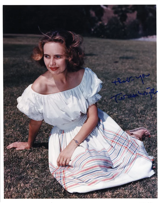 Teresa Wright autograph