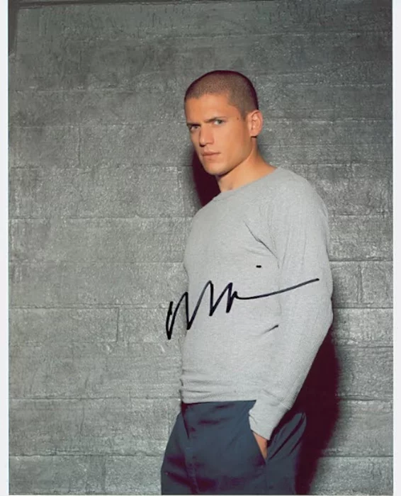 Wentworth Miller autograph