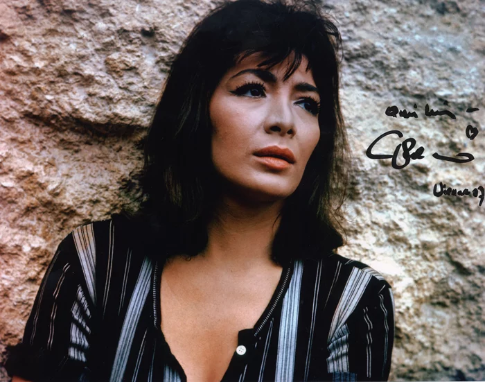 Juliette Greco autograph