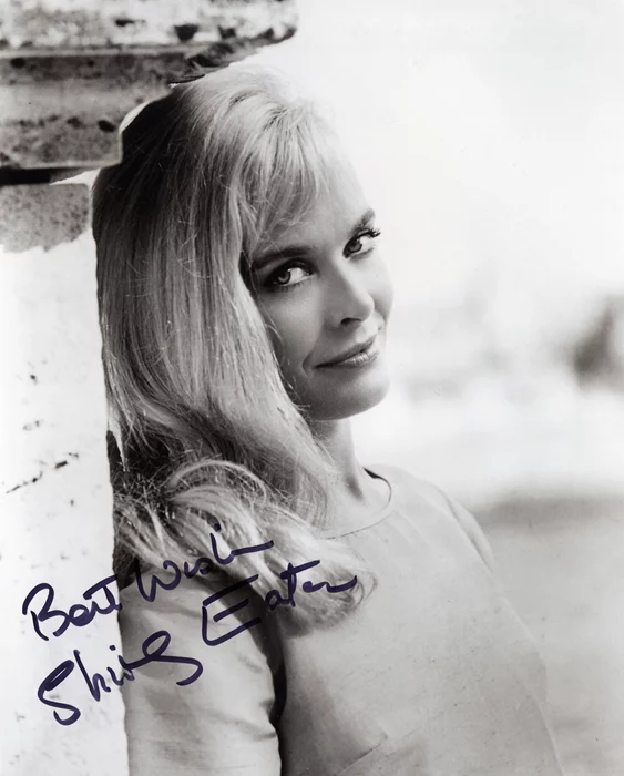Shirley Eaton autograph
