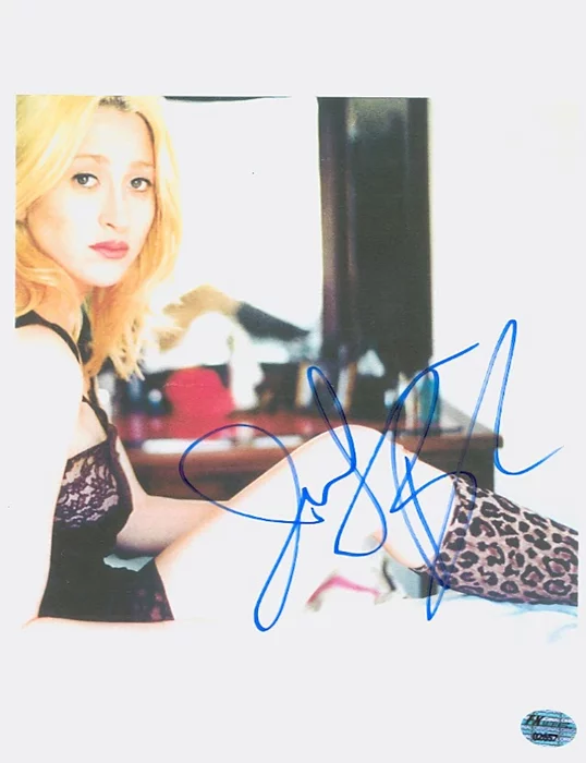 Jennifer Blanc autograph