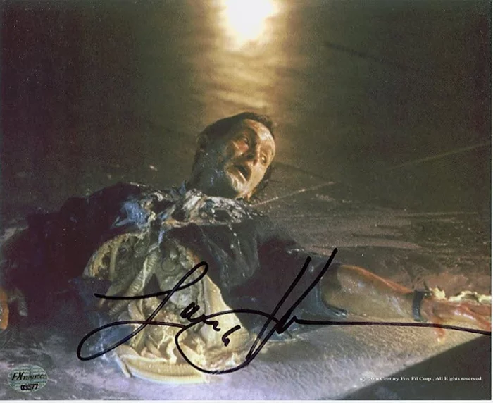 Lance Henriksen autograph