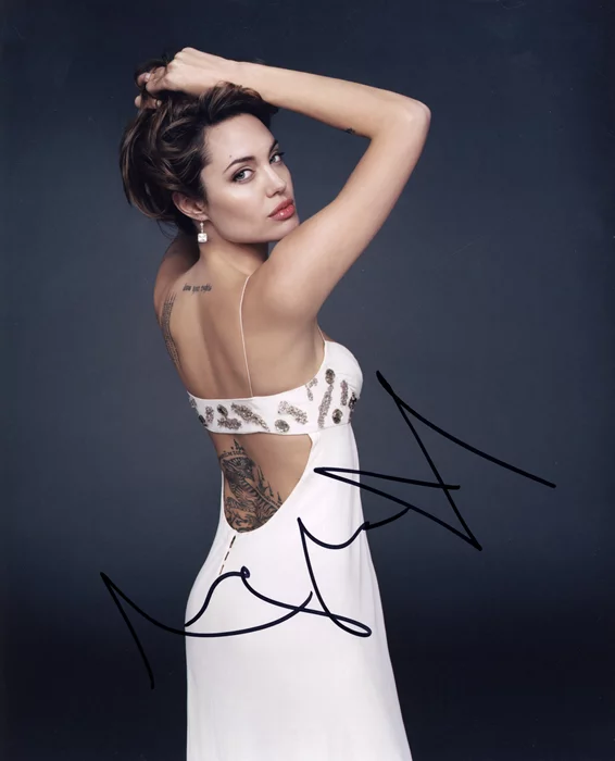Angelina Jolie autograph