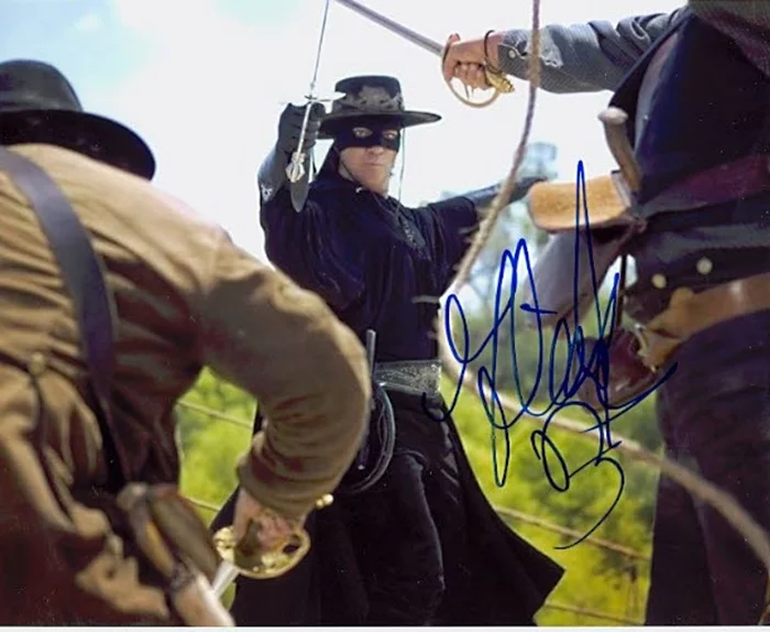 Antonio Banderas autograph