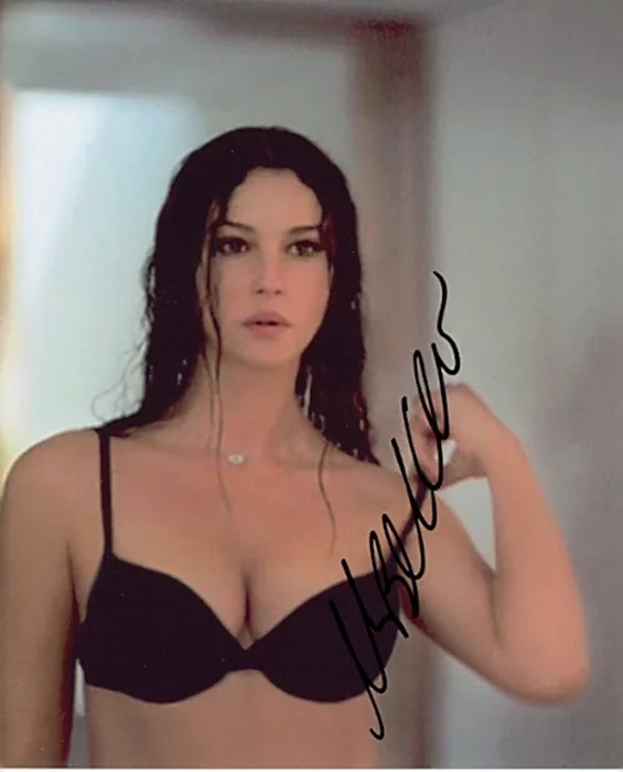 Monica Bellucci autograph