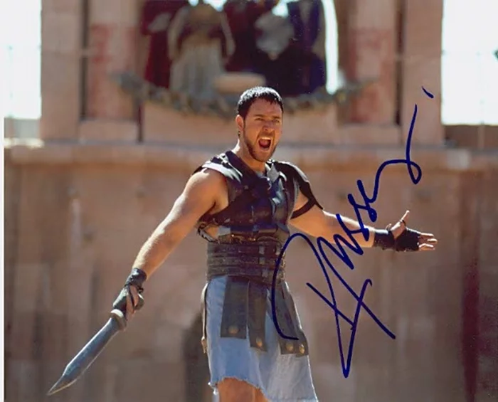 Russell Crowe autograph