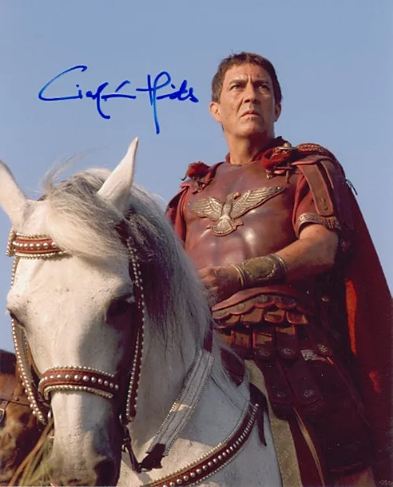 Ciaran Hinds autograph