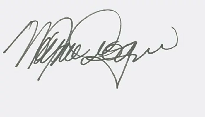 Wayne Rogers autograph