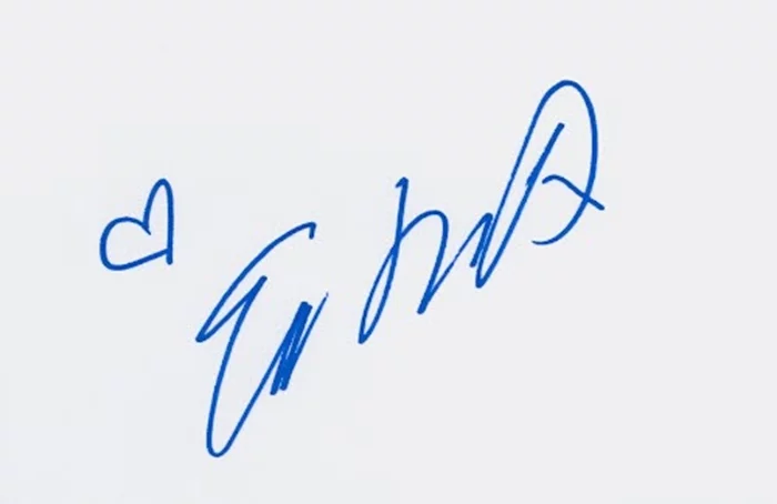Eva LaRue autograph