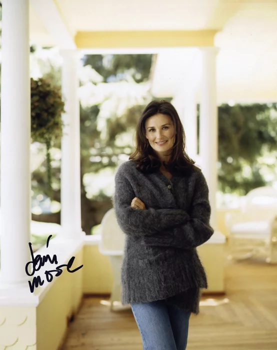 Demi Moore autograph