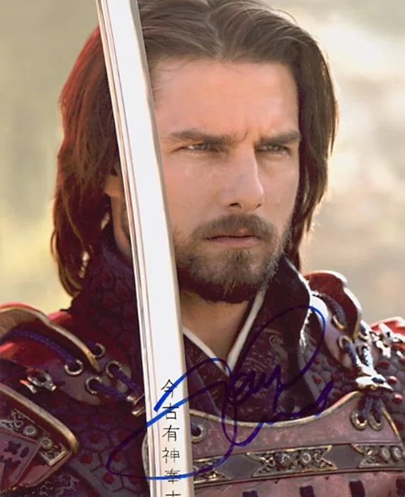 Tom Cruise autograph