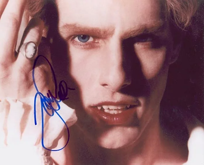 Tom Cruise autograph