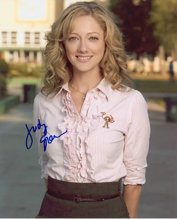 Judy Greer autograph
