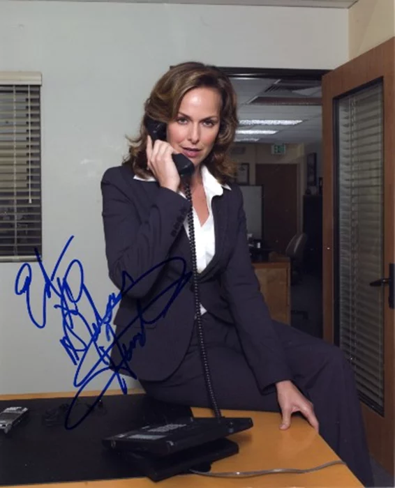 Melora Hardin autograph