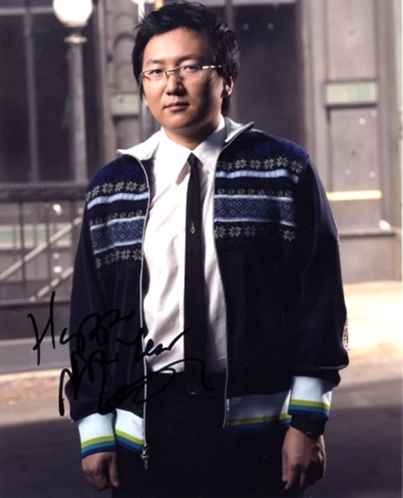 Masi Oka autograph