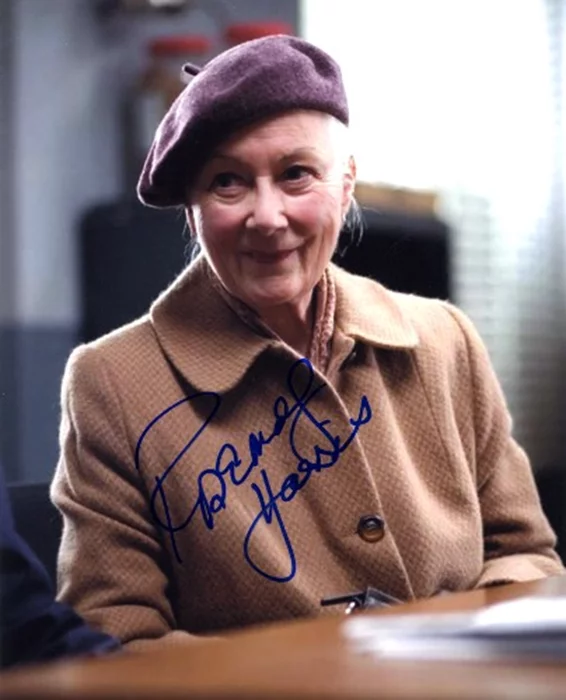 Rosemary Harris autograph