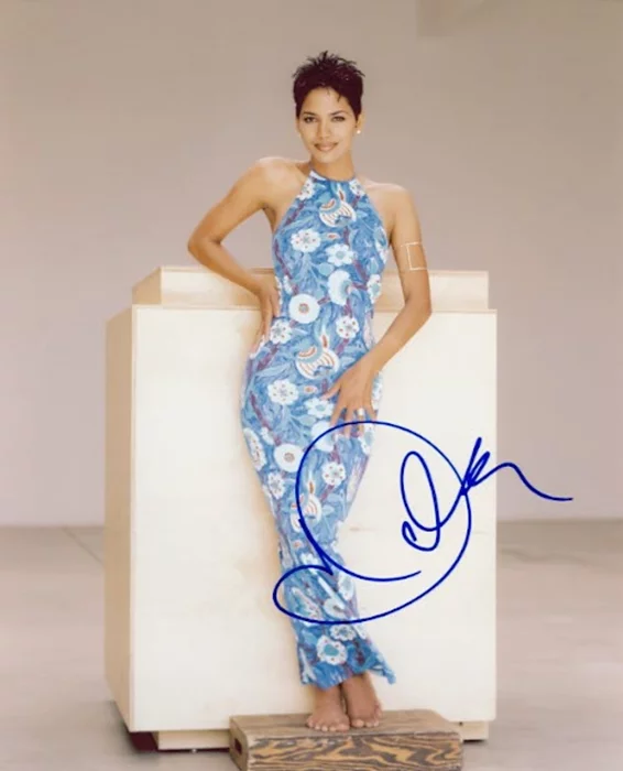 Halle Berry autograph