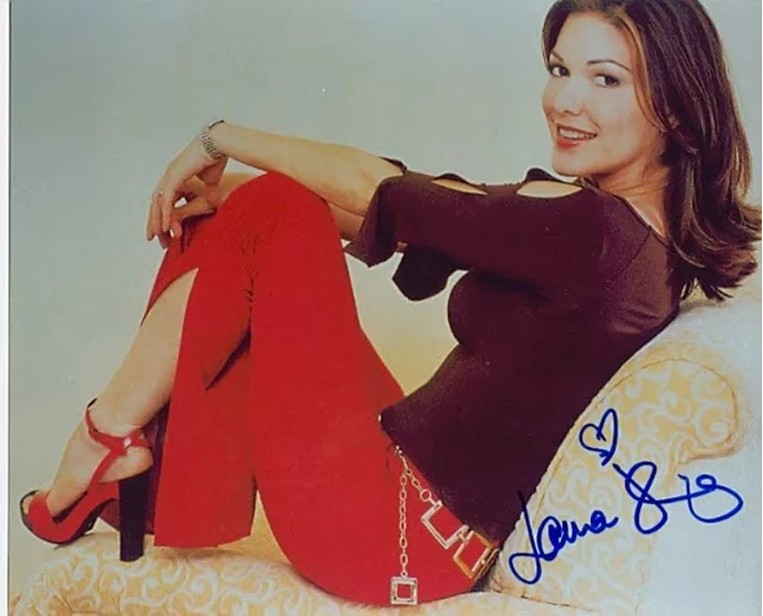 Laura Harring autograph
