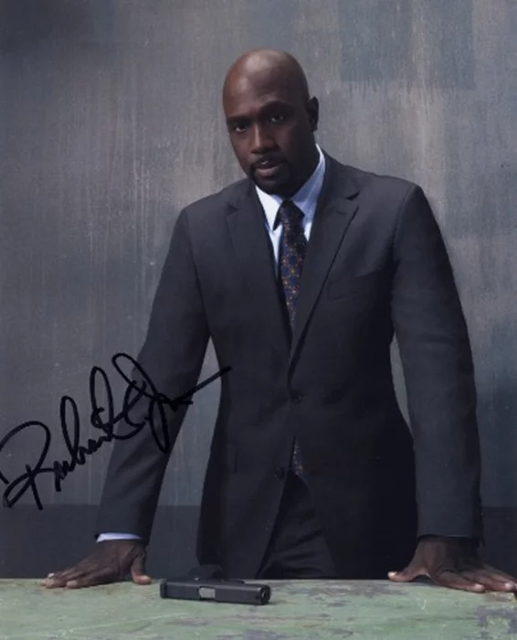 Richard T. Jones autograph