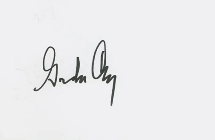 Gordon Clapp autograph
