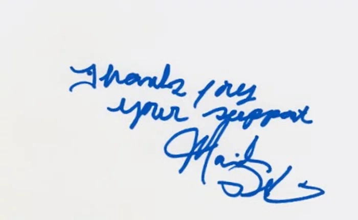 Marieh Delfino autograph