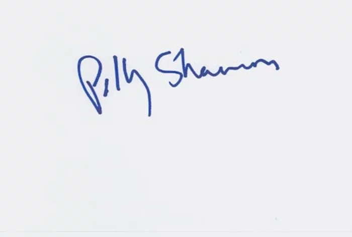 Polly Shannon autograph