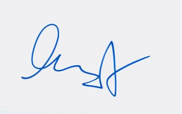 Molly Stanton autograph