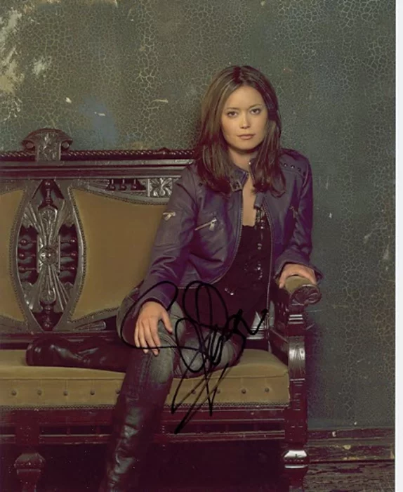 Summer Glau autograph