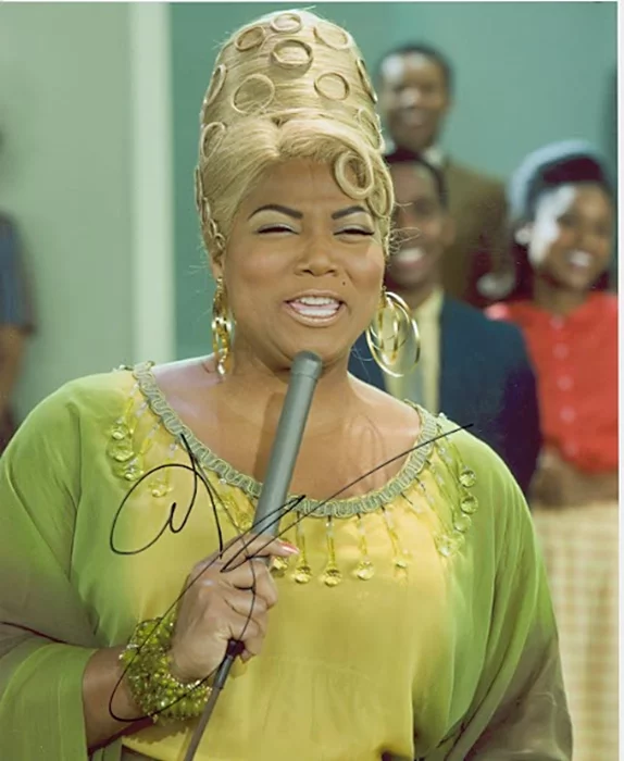 Queen Latifah autograph