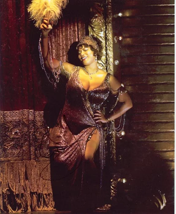 Queen Latifah autograph