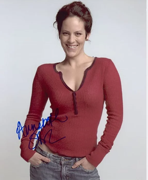 Annabeth Gish autograph