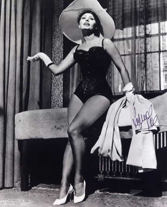 Sophia Loren autograph
