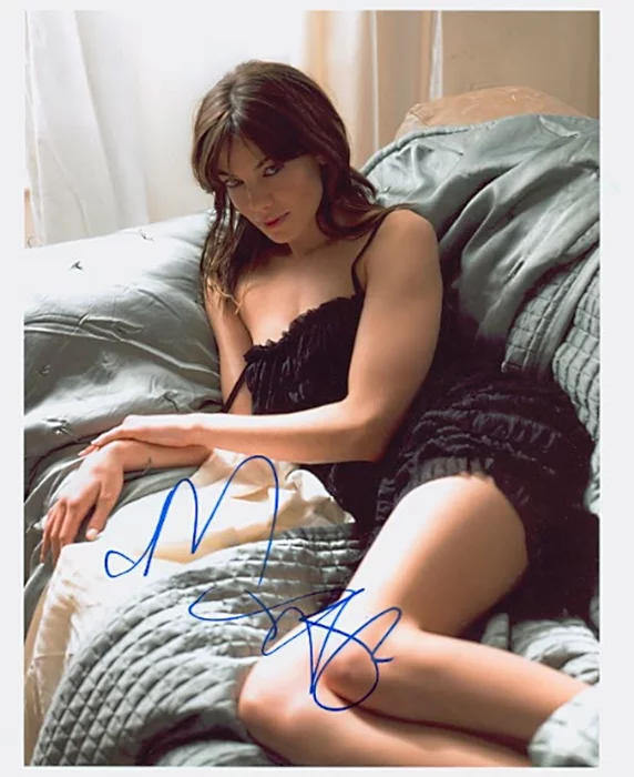 Michelle Monaghan autograph