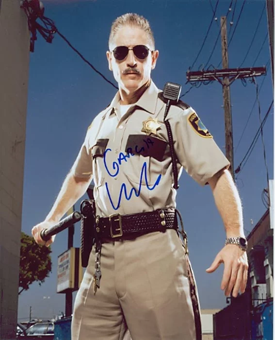 Carlos Alazraqui autograph