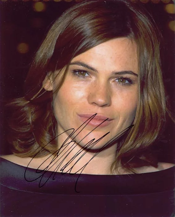 Clea DuVall autograph