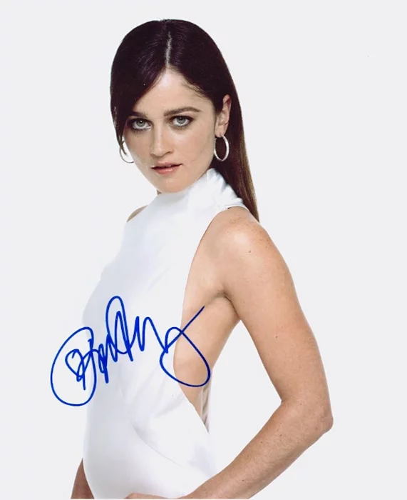 Robin Tunney autograph