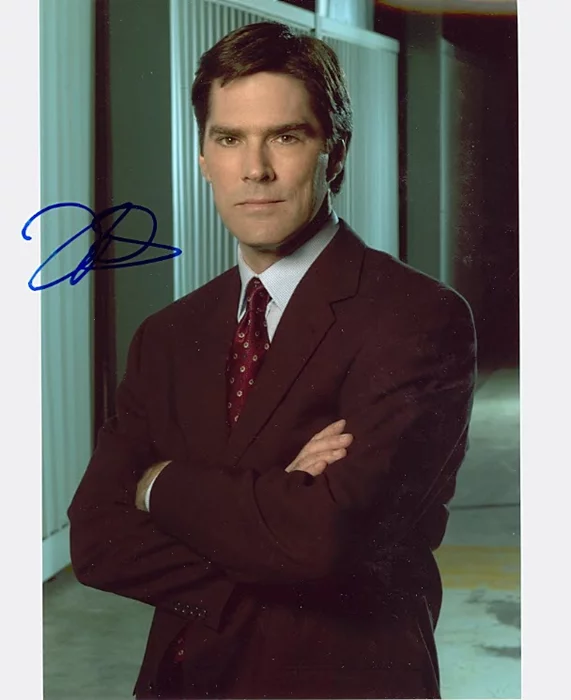 Thomas Gibson autograph