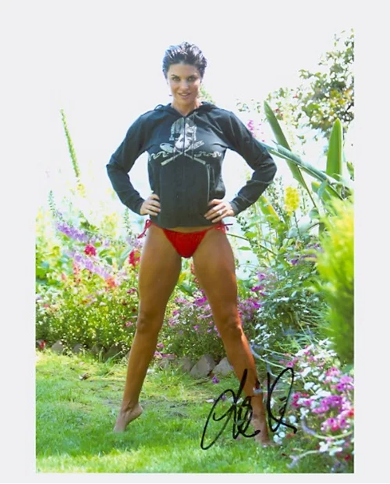 Lisa Rinna autograph