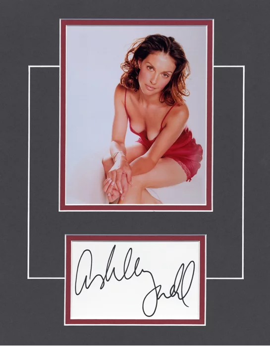 Ashley Judd autograph