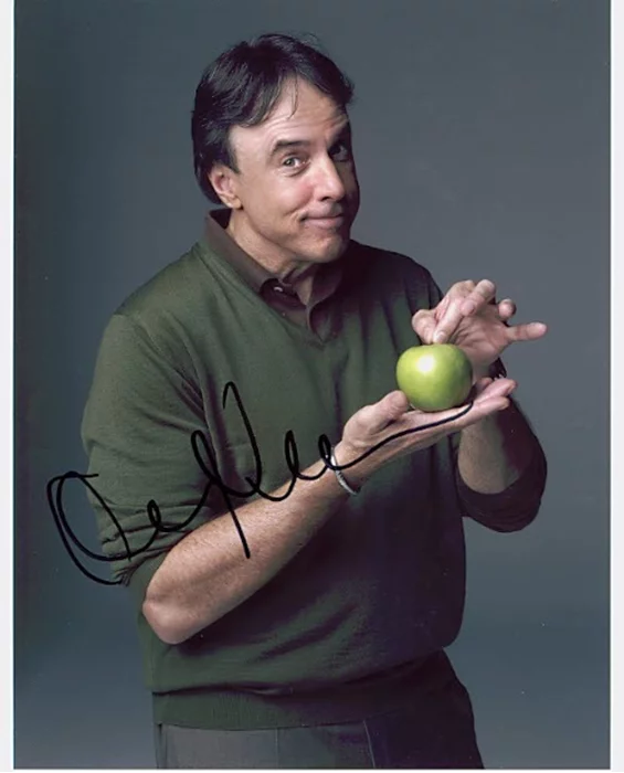 Kevin Nealon autograph