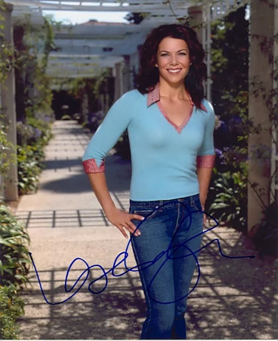 Lauren Graham autograph