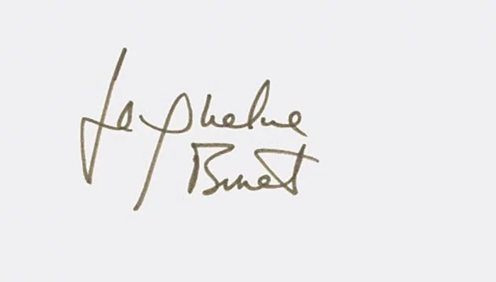 Jacqueline Bisset autograph