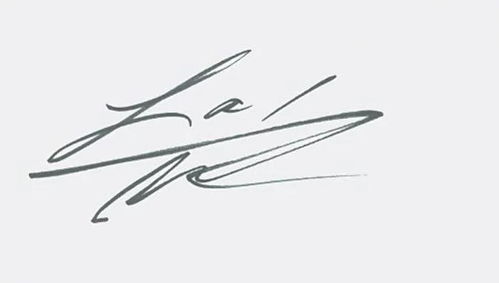 Nikki Blonsky autograph