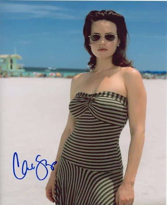 Carla Gugino autograph