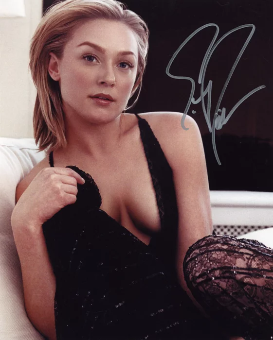 Elisabeth Rohm autograph