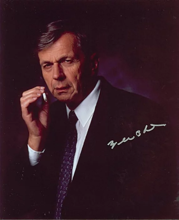 William B. Davis autograph