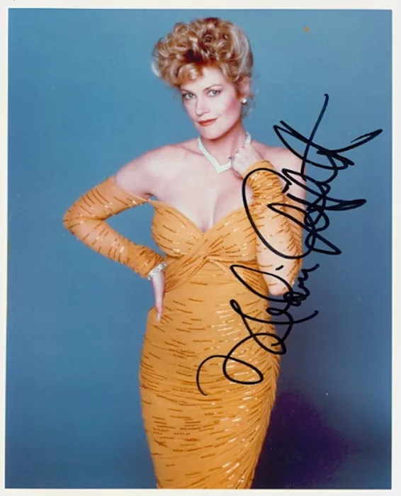 Melanie Griffith autograph