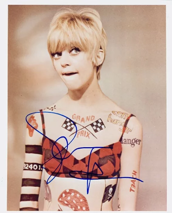 Goldie Hawn autograph