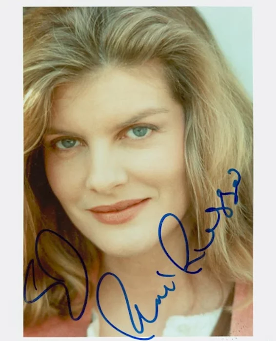 Rene Russo autograph